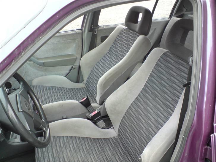 Opel Kadett e gsi 16v. Skrotte billede 9