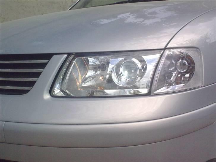 VW Passat UPGRADE - Xenon look billede 1