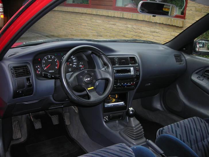 Toyota corolla 1.6 gsi SOLGT billede 6