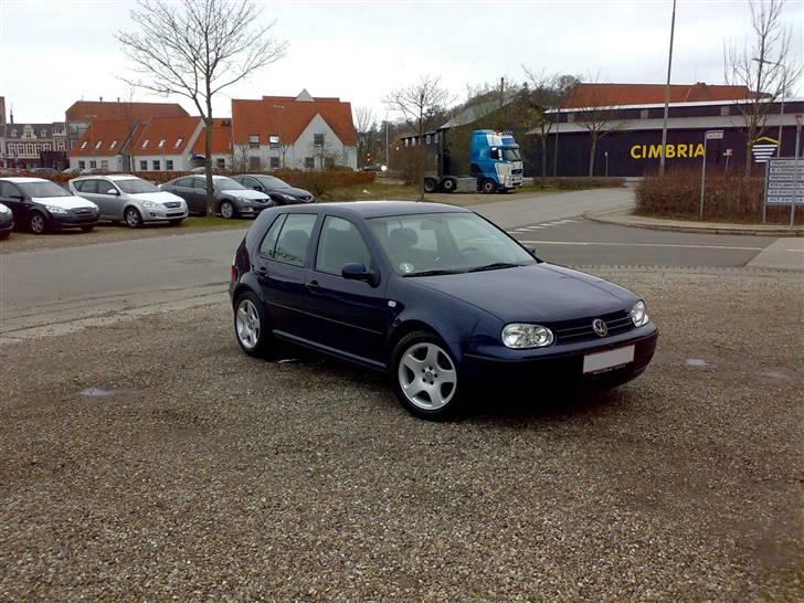 VW Golf 4 1,8 20v SOLGT billede 1