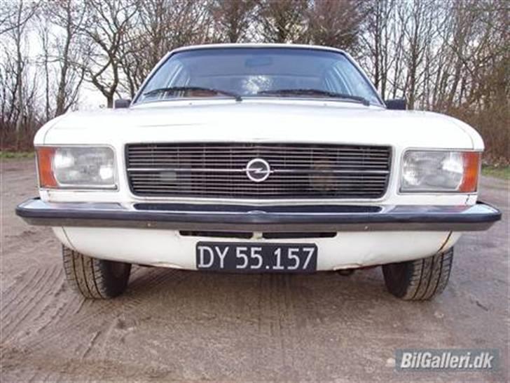 Opel Rekord D - **SOLGT** - I´m Ophelia billede 1