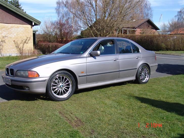 BMW BMW 528i E39 solgt. billede 8