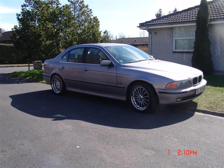 BMW BMW 528i E39 solgt. billede 9