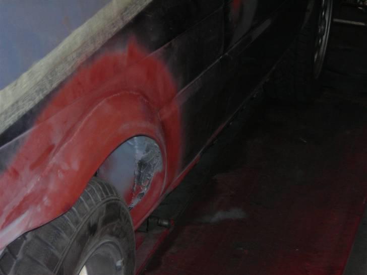 Toyota corolla gt 16v SOLGT - lige et billed af den ene skærm skærmkant som er blevet breder end org;)  billede 7