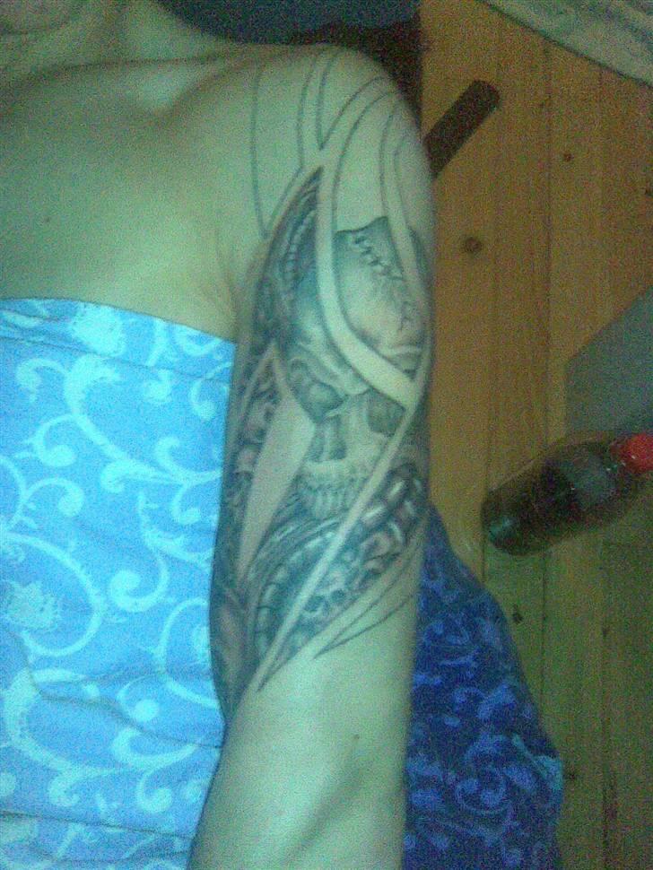 BMW 320 i e30 SOLGT - så blev jeg tegnet på igen .. totalt nice der man !! billede 12