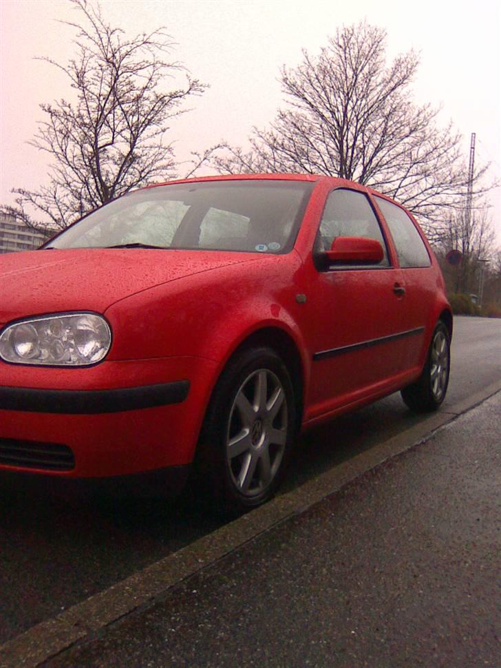 VW Golf 4 billede 2