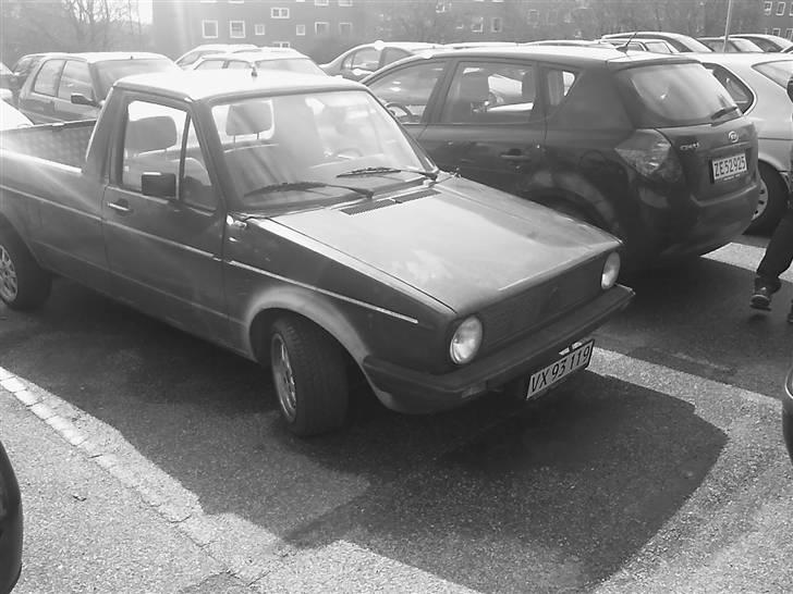 VW Caddy [Solgt] - Svinesænket foran .. Synes bare ikke man så godt kan se det på billedet .. billede 14