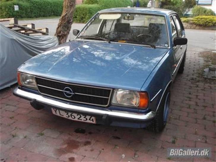 Opel ascona b Berlina. - Ascona b 79 billede 2