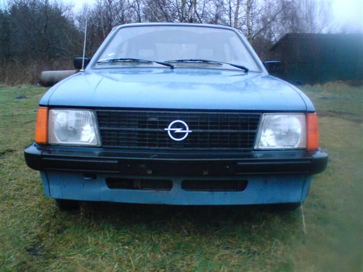 Opel kadett 1,6 D  billede 6