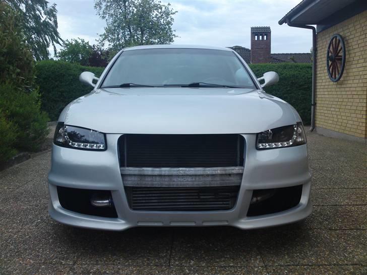 VW Passat 1,8 Turbo SOLGT billede 10