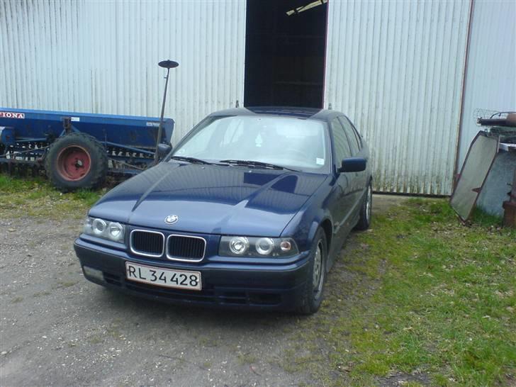 BMW 325 solgt billede 1