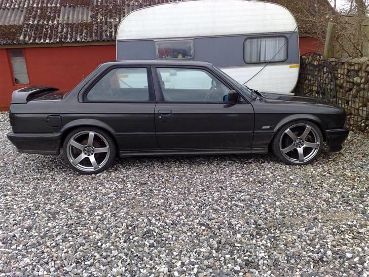BMW E30 320i/325i Rustet væk. - De nye sommer fælge... BELLINI RS GUNMETAL.. billede 17