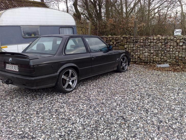 BMW E30 320i/325i Rustet væk. - De nye sommer fælge... BELLINI RS GUNMETAL.. billede 18
