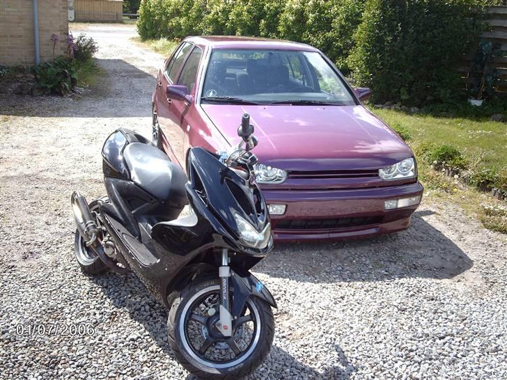 VW vento      solgt - lige min lillebror`s Yamaha aerox ;) billede 18