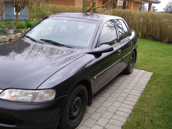 Opel Vectra B 1,8 16V Solgt billede 3