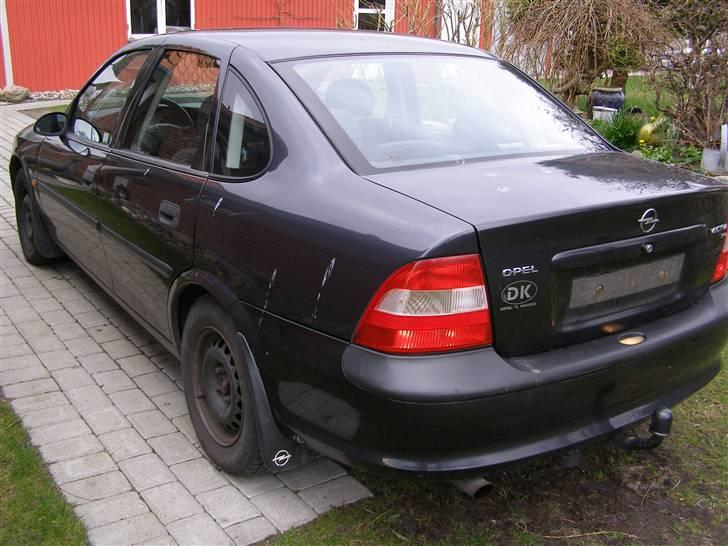 Opel Vectra B 1,8 16V Solgt billede 6