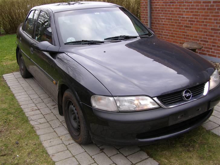 Opel Vectra B 1,8 16V Solgt billede 7
