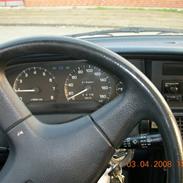 Toyota Corolla 1,3 XL E90 SOLGT!