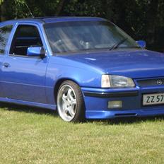 Opel Kadett e gsi c20let