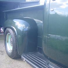 Amerikaner F-100 "the junkyard dog"