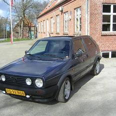 VW Golf 1,6TD Solgt