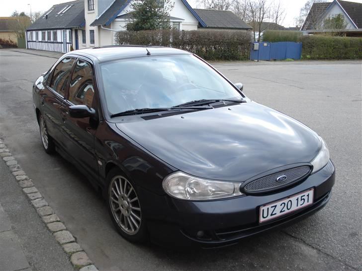 Ford mondeo v6 optima SOLGT - så bliver en mondeo front ikke bedre (syntes jeg) billede 1