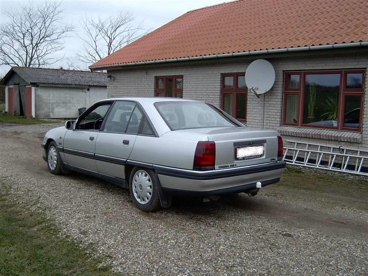 Opel Omega 2,6 gls billede 4