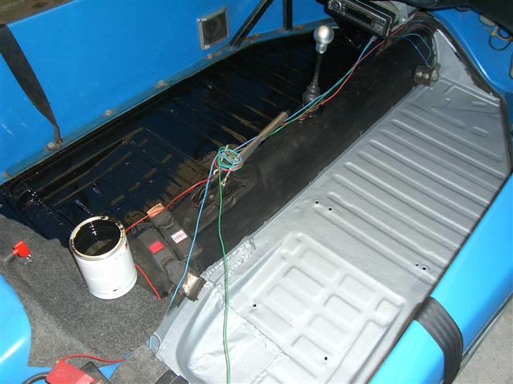 VW Beach buggy SOLGT - Bund rustfri og igang med at blive malet med 3x epoxy maling  billede 8