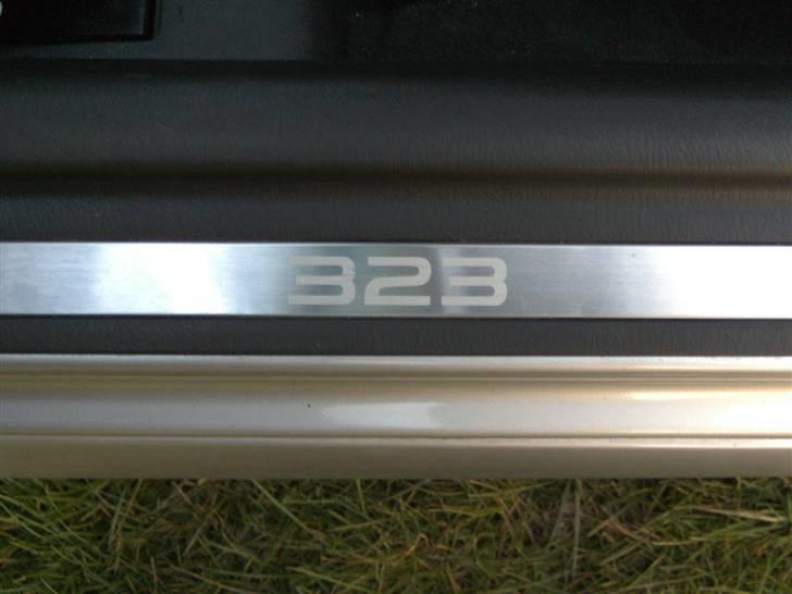 Mazda 323f sportive Solgt billede 10