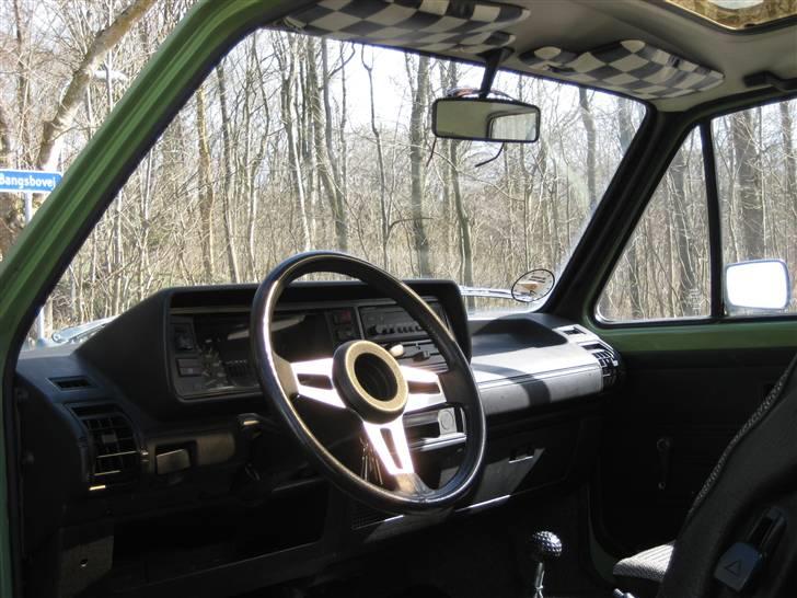 VW Golf 1 D .. SOLGT billede 4