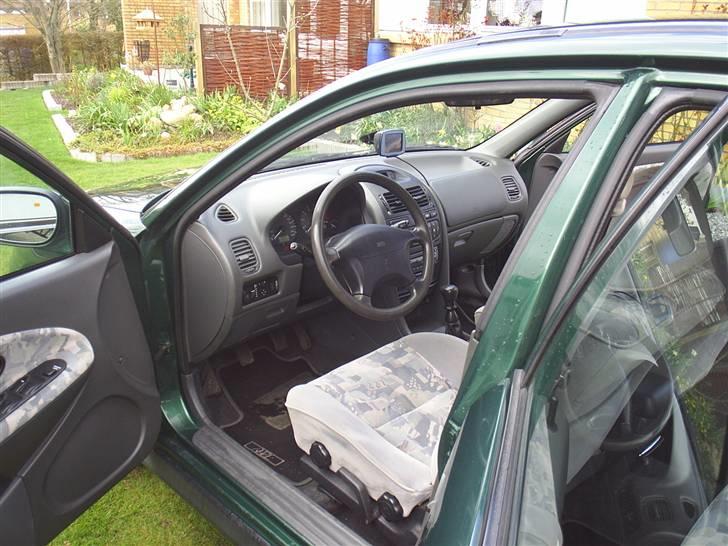 Mitsubishi Carisma billede 8