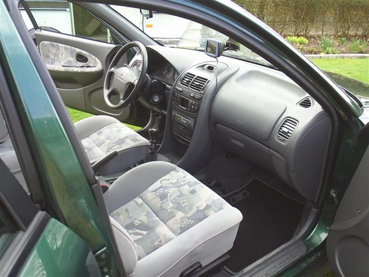 Mitsubishi Carisma billede 11