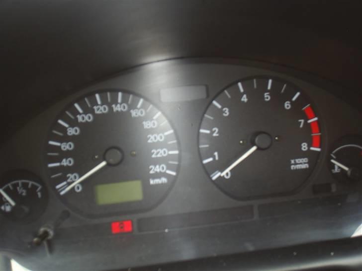 Mitsubishi Carisma billede 14