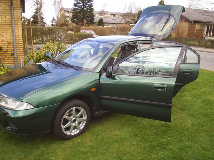 Mitsubishi Carisma billede 17