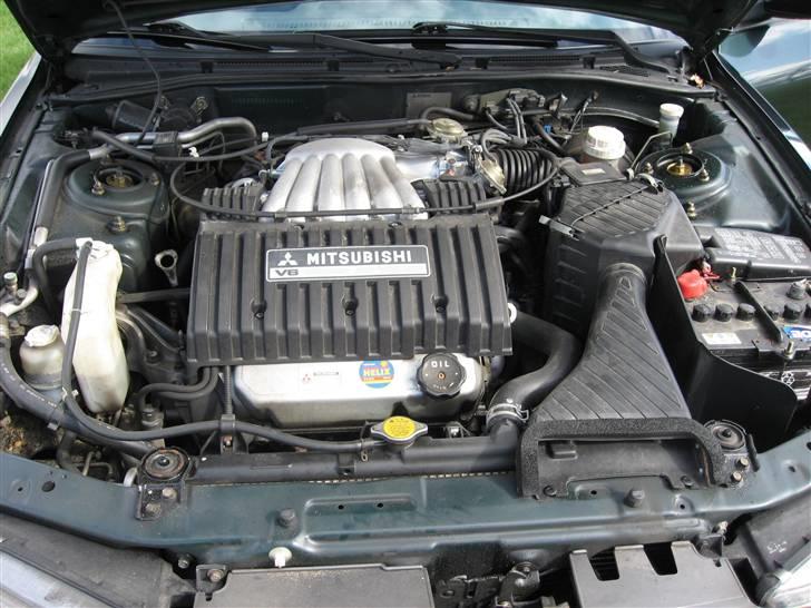 Mitsubishi galant skrottet billede 8