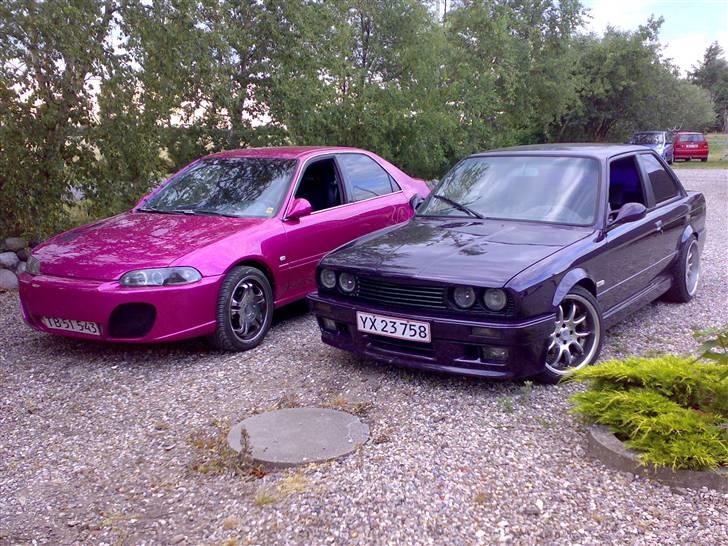 BMW E30 325i SOLGT - Min bmw og min dames honda billede 13