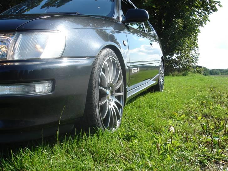 Toyota corolla 1,6 GSI " Solgt " - med de nye fælg på billede 1