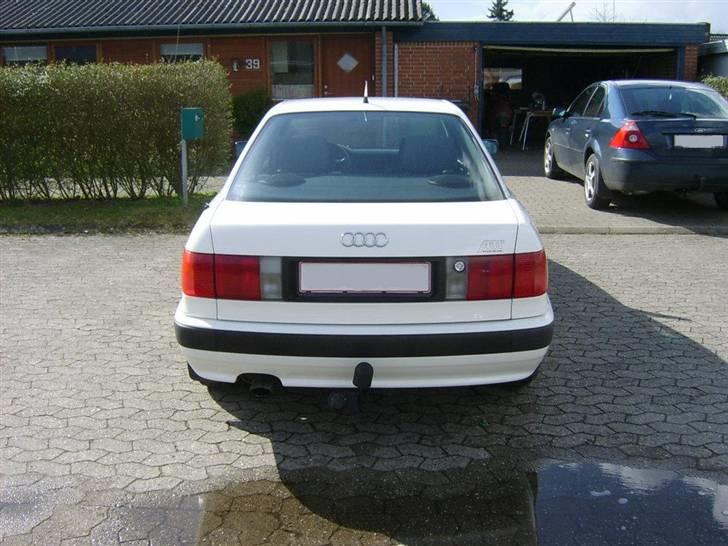 Audi 80 2.0 E Limousine billede 5