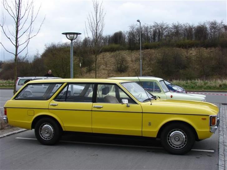 Ford Granada mk I 2.3 van aut. - Oog den er jo ikke dårligere fra den anden side!  billede 7