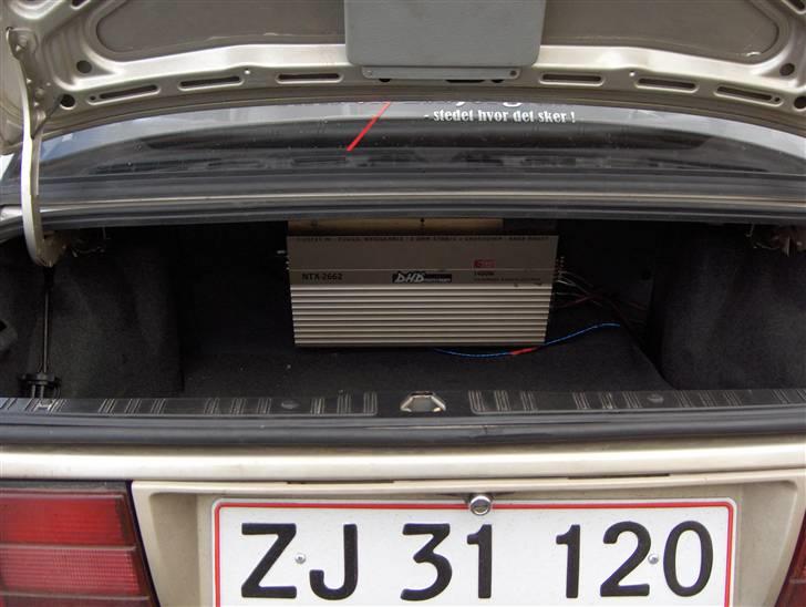 BMW E30 320i (hverdagsbil)DØD billede 11