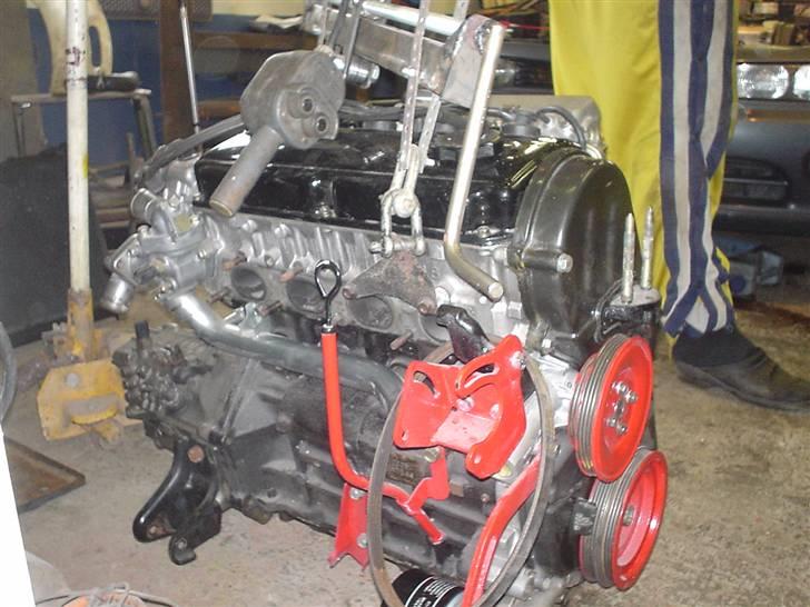 Mitsubishi Galant VII 2000 (SOLGT) - den nye motor,kommer fra udlandet omkring syden billede 2