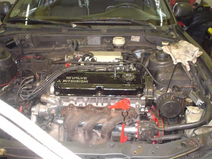 Mitsubishi Galant VII 2000 (SOLGT) - og her ligger den så billede 5