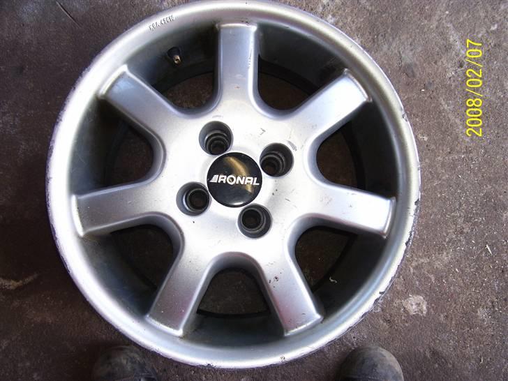 Opel corsa a død - rep af alu fælg billede 10