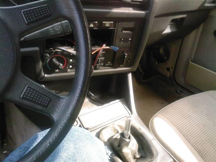 BMW 320i e30     SOLGT billede 10