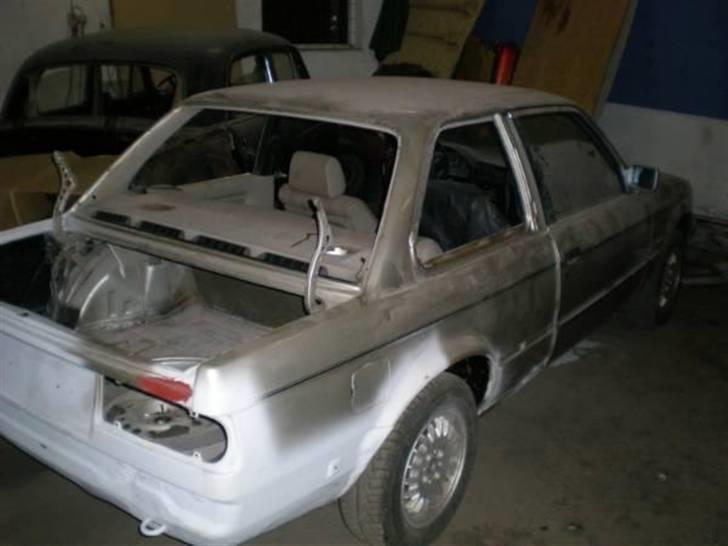 BMW 320i e30     SOLGT billede 14