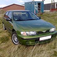 Nissan Almera GX