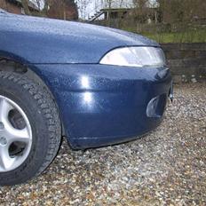 Mitsubishi carisma solgt