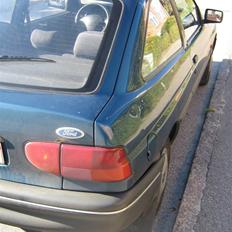 Ford Escort 1,4i CLX (SOLGT)