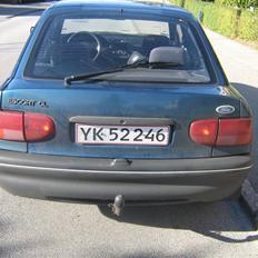 Ford Escort 1,4i CLX (SOLGT)