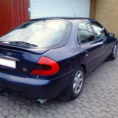 Ford Mondeo 2,5 V6 *SOLGT*